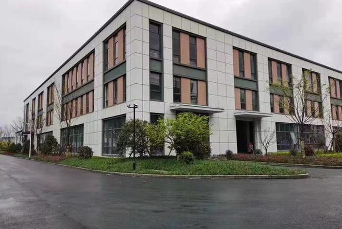 东港厂房建设公司（东港建筑有限公司）