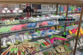 1688网站2元店小商品批发，开2元店的货源在哪批发