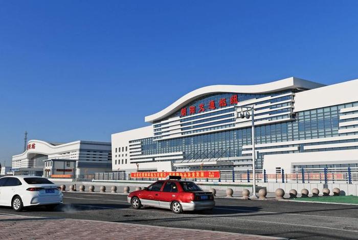 朝阳建筑有限公司；朝阳建设集团