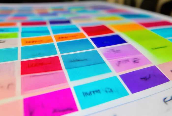 html网页制作彩色表格 - html网页制作彩色表格怎么做