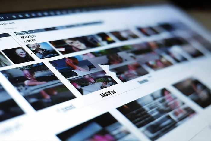 word文档图片怎么调换顺序；word文档图片怎么调换顺序不变