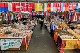 国外自建网站产品供货商；国外自建网站产品供货商有哪些