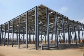 600平方钢结构平台需要多少钱（600平钢结构厂房需要多少钱）