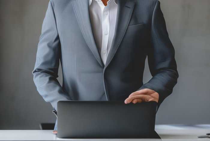 专业人员的基本特征、专业人员的基本特征包括 专业人员的基本特征、专业人员的基本特征包括