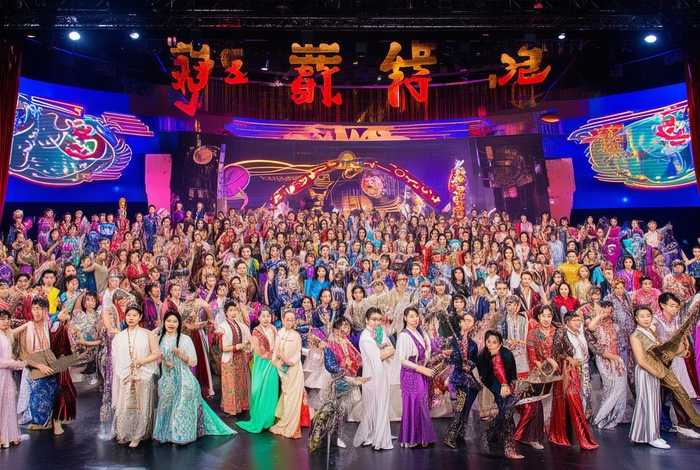 中国最大的娱乐公司有多少艺人、中国最大的娱乐公司有多少艺人啊