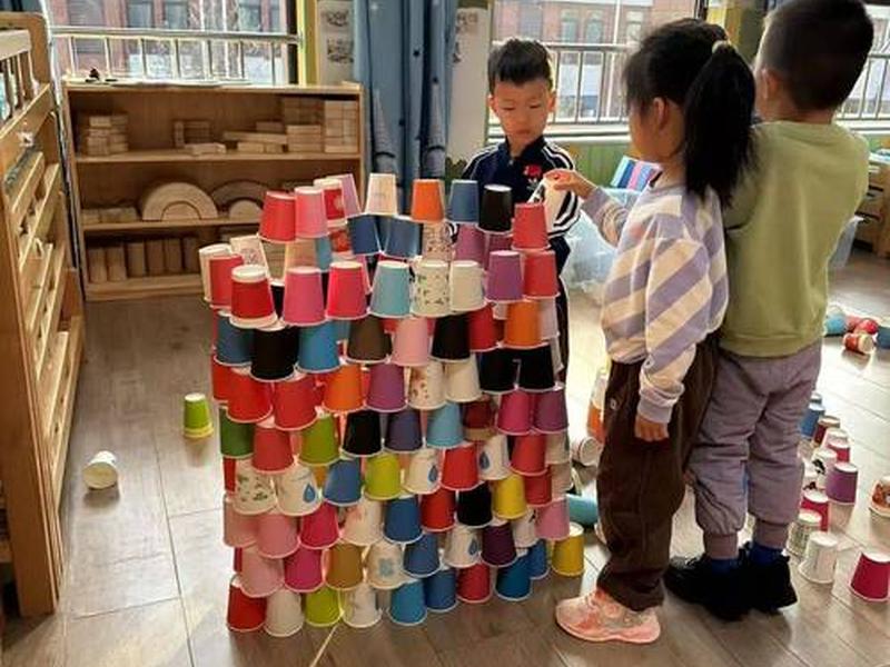建构区纸杯搭建展示图,建构区纸杯搭建示范图 建构区纸杯搭建展示图,建构区纸杯搭建示范图