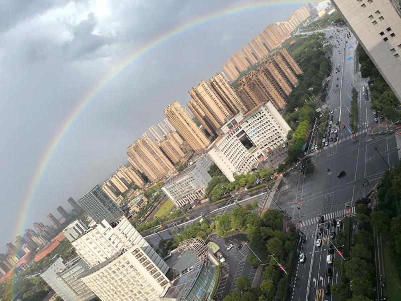 彩虹云建站教程；彩虹云主站