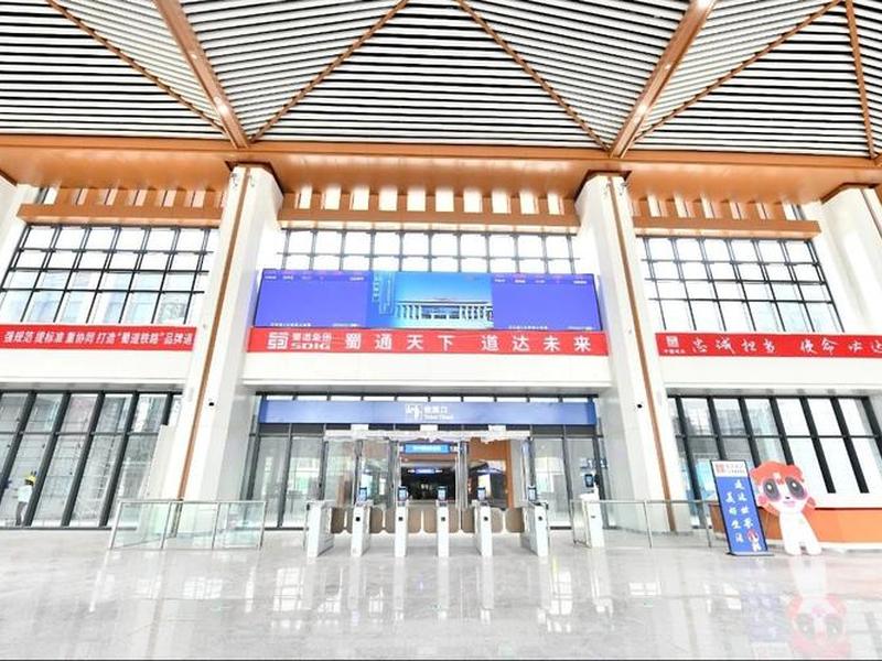 巴中站图片 巴中火车站图片 巴中站图片 巴中火车站图片