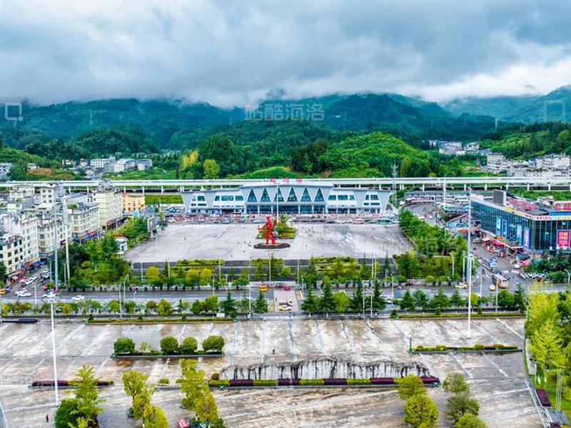 恩施投资3亿扩建火车站（恩施投资3亿扩建火车站项目）