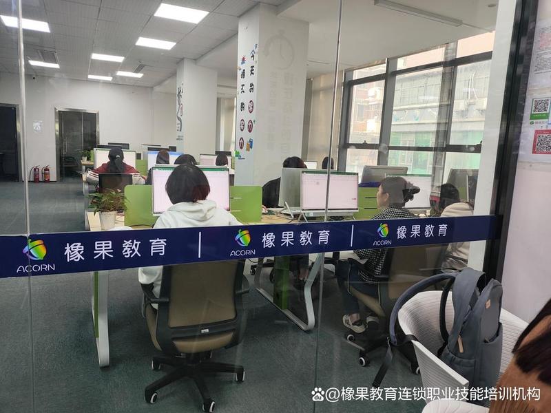 白也电商运营 - 电商运营属于白领吗 白也电商运营 - 电商运营属于白领吗
