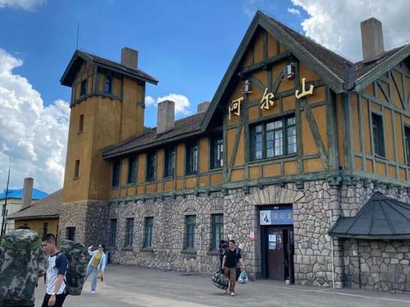 大兴安岭建站;大兴安岭火车站叫什么名字 大兴安岭建站;大兴安岭火车站叫什么名字