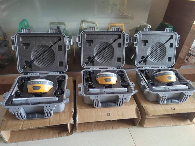 华测rtk测量数据怎么导入cad形成图；华测rtk测量数据怎么导入电脑