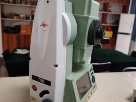 ts802全站仪激光对准；全站仪ts802n激光对点打开