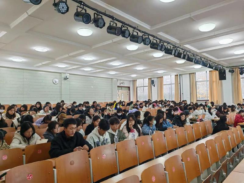 庆阳外经贸(庆阳外语学院) 庆阳外经贸(庆阳外语学院)
