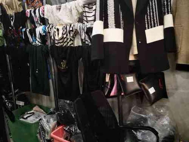 无锡外贸店比较多地方在哪呀 无锡比较好的外贸服装店 无锡外贸店比较多地方在哪呀 无锡比较好的外贸服装店