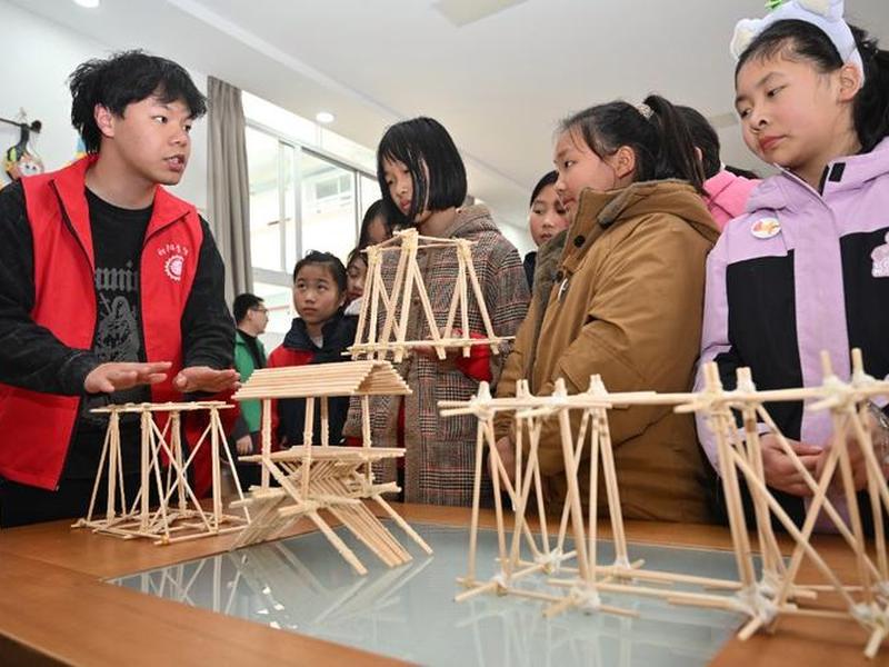 筷子搭建拱桥,筷子拱桥怎么搭建 筷子搭建拱桥,筷子拱桥怎么搭建