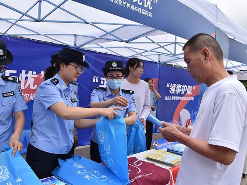吐鲁番市外事办公室口岸综合服务中心；吐鲁番市外事办公室口岸综合服务中心电话