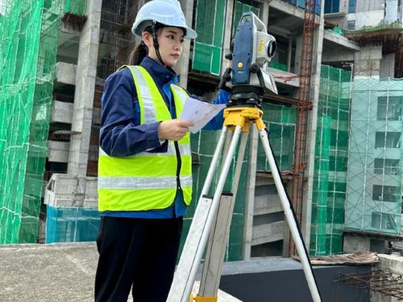 全站仪施工现场放样视频,全站仪放样实例视频 全站仪施工现场放样视频,全站仪放样实例视频