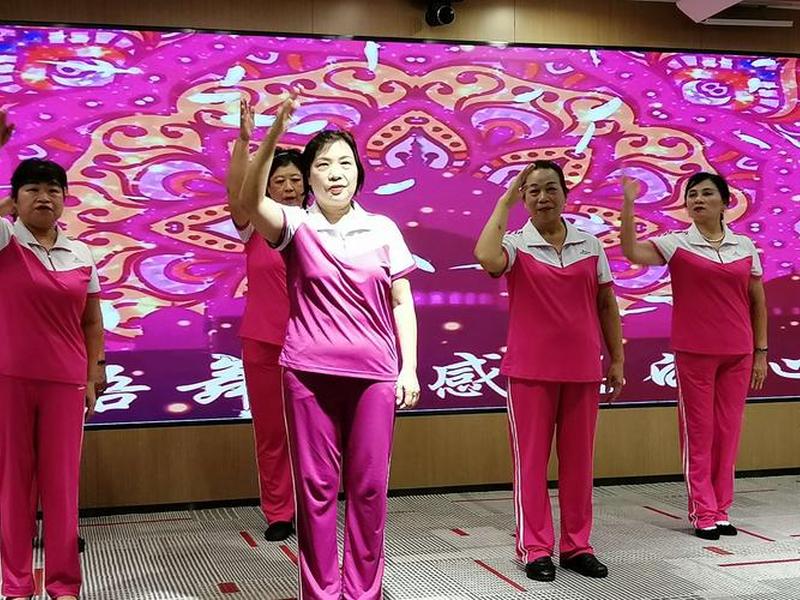 易锦、易锦泰的最新视频今天 易锦、易锦泰的最新视频今天