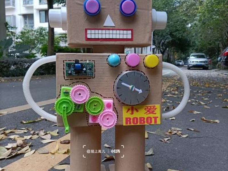 实用的建筑小型机器人;实用的建筑小型机器人手工制作 实用的建筑小型机器人;实用的建筑小型机器人手工制作