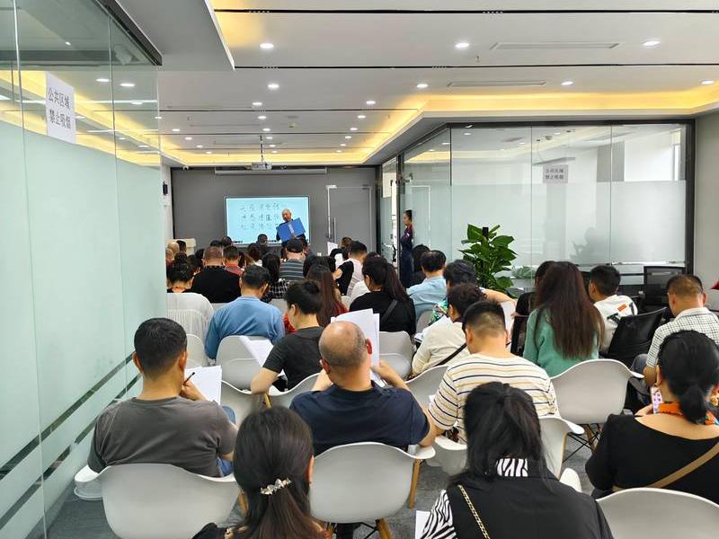 来宾电商运营培训 - 来宾电商运营培训学校 来宾电商运营培训 - 来宾电商运营培训学校