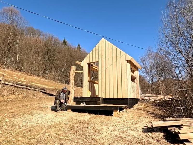 野外2小时建造完整版;野外生存建房子视频完整版 野外2小时建造完整版;野外生存建房子视频完整版